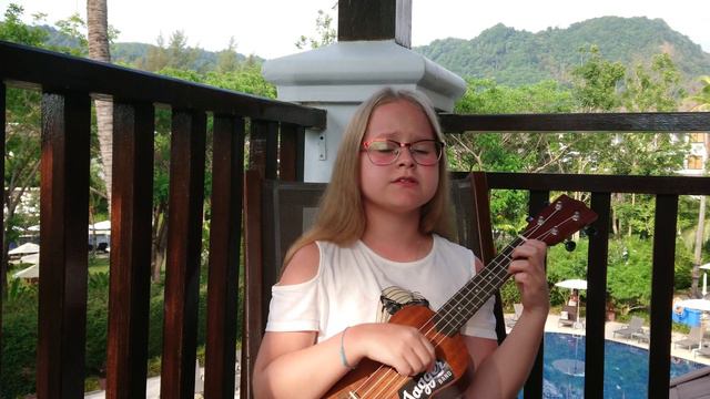 КИНО - Апрель. В.Цой (Маша укулеле Пхукет кавер 4k) смотреть онлайн