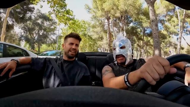 Gerard PIQUÉ & Escorpión Dorado #AlVolante Barca, España, KingsLeague y más смотреть онлайн