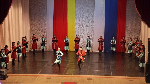 Ансамбль Алания УБЫХСКИЙ и АБХАЗСКИЙ танец смотреть онлайн