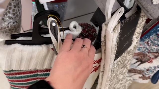 Зимний шоппинг в Marshalls / Обзор обуви в магазине США / Юбка для елки / Влог США смотреть онлайн