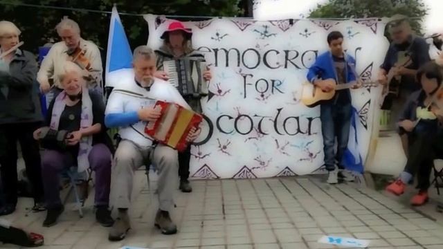 Busk for yes - reels смотреть онлайн
