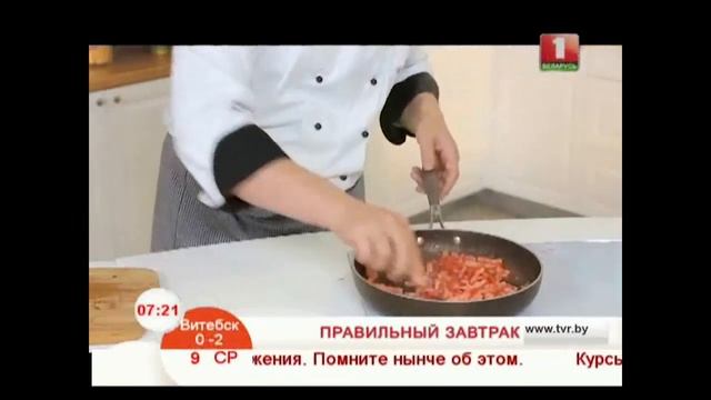 Багет запеченный с ветчинной и сыром смотреть онлайн