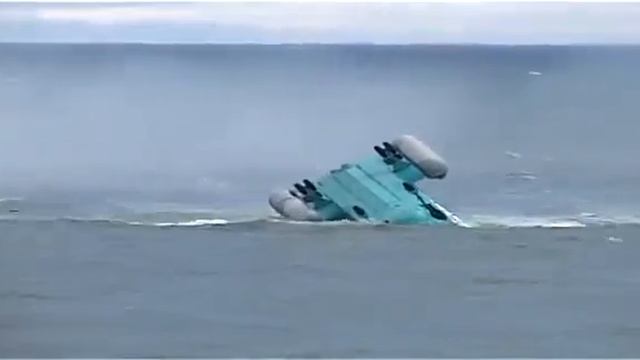 Вертолет садится на воду смотреть онлайн