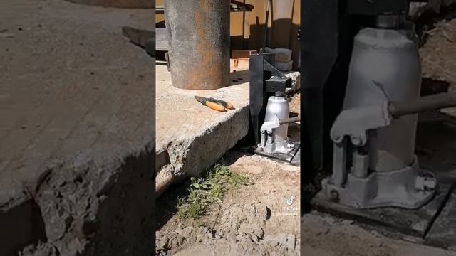 Испытание домкрата #сделайсам #сделайсвоимируками #домкрат смотреть онлайн