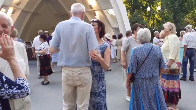 ЛЮБИ МЕНЯ ТАК, ЧТОБ СЕРДЦЕ ЗАБИЛОСЬ! ТАНЦЫ ХАРЬКОВ СЧАСТЛИВЫЕ ДНИ смотреть онлайн