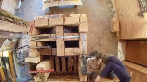 ТаймЛапс Кладка банной печи по чёрному с камином.