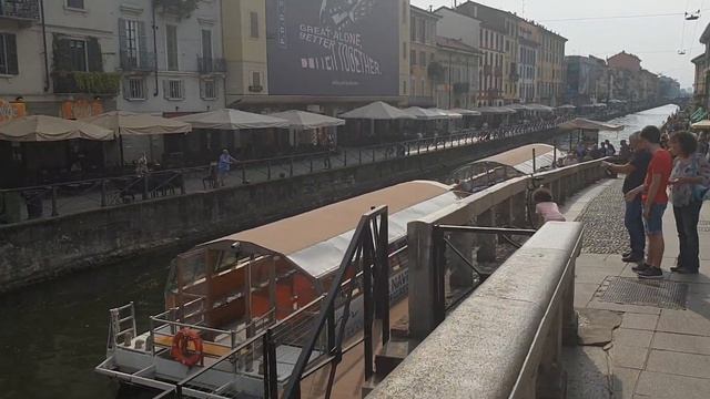 The Navigli Milan смотреть онлайн