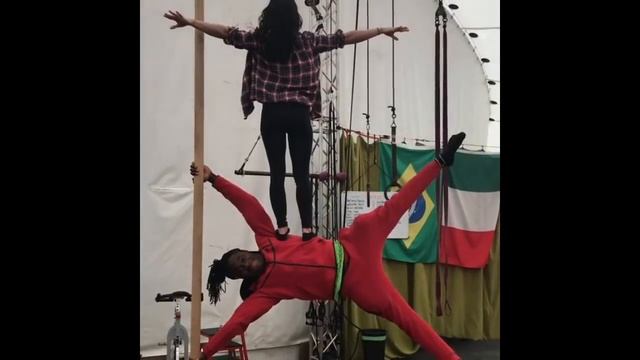 Этот парень НАРУШАЕТ ЗАКОНЫ ГРАВИТАЦИИ - Alseny Sylla смотреть онлайн