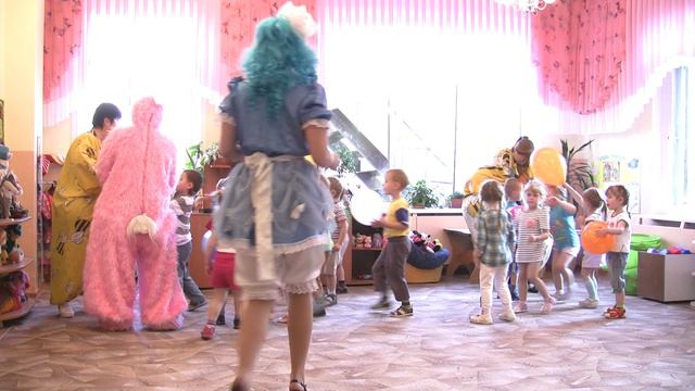 Детский сад. ДР Макаровой Карины смотреть онлайн