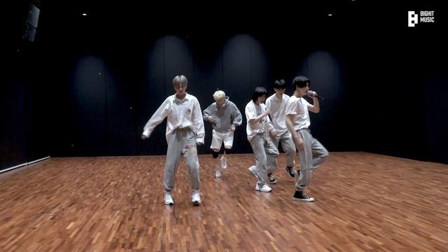 TXT (투모로우바이투게더) '0X1=LOVESONG (I Know I Love You) feat. Seori' Dance Practice смотреть онлайн