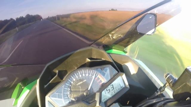 Kawasaki ninja 300 Acceleration 0-160 km/h смотреть онлайн