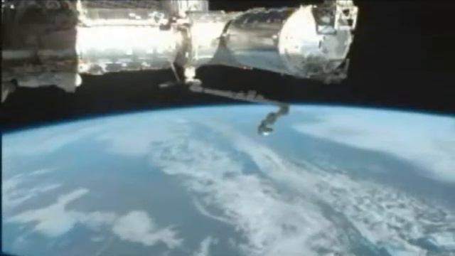 Вид на European Lab Columbus 20 января 2011 МКС.wmv смотреть онлайн