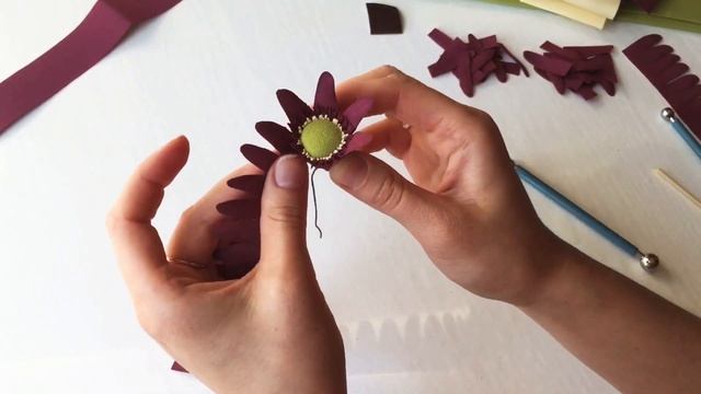 Гербера из фоамирана для украшений Цветы из фоамирана How to make foam flowers Crafts foam sheets смотреть онлайн