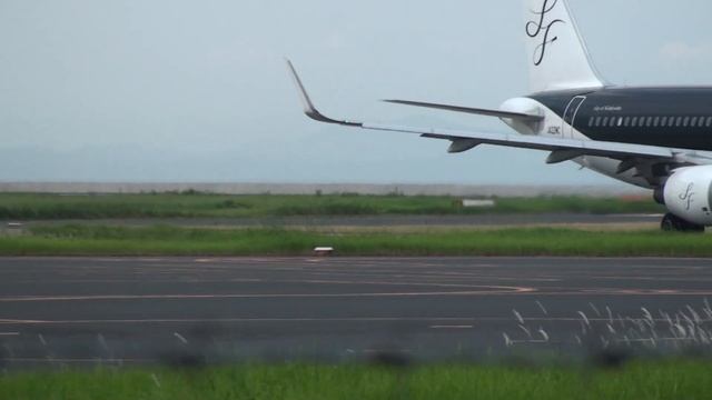 北九州空港( Kitakyushu Airport )　スターフライヤー (JAL & Starflyer )離発着　　　Kitakyushu Air Port today 2020.8. смотреть онлайн