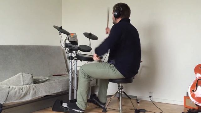 Martin Stefan - Little Sister (QOTSA drum cover) смотреть онлайн
