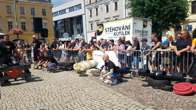 Strongman Kolín 2021 ohrada 350 kg x 15m смотреть онлайн