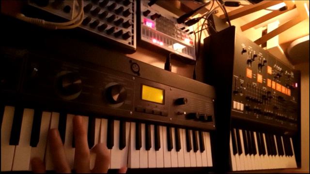 Live recording Arp Odyssey MicroKorg XL+ Volca Sample смотреть онлайн