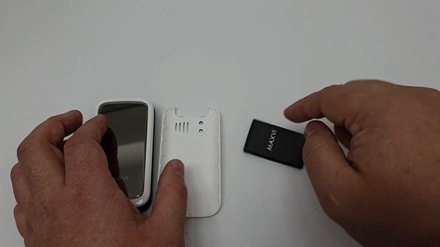 MAXVI E2 swollen battery / вздулся аккумулятор смотреть онлайн