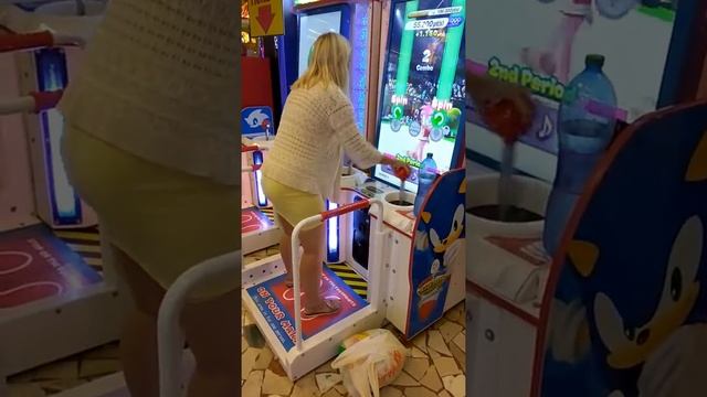 Светик и спорт =) Виртуальный =) Римини =)(1) смотреть онлайн