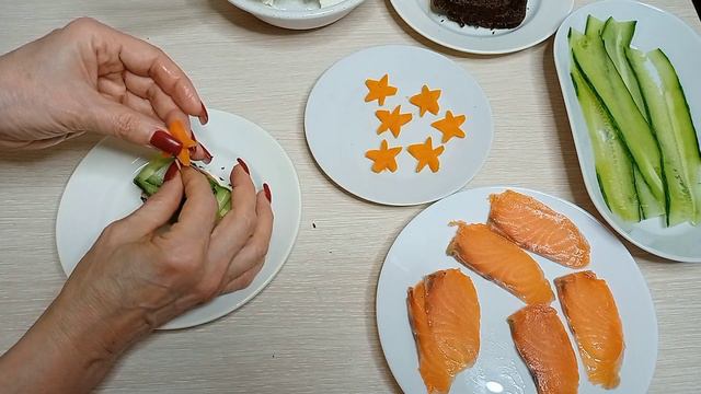 Новогодняя,Нарядная закуска! Делается легко и просто,понравится всем гостям!!! смотреть онлайн