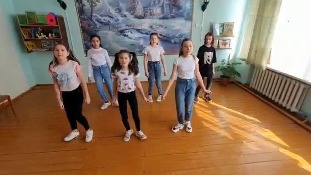 Песня "Dance Monkey" смотреть онлайн