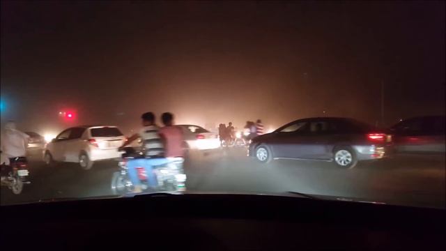 New Daewoo station Lahore - Rain/Sandstorm in Punjab смотреть онлайн