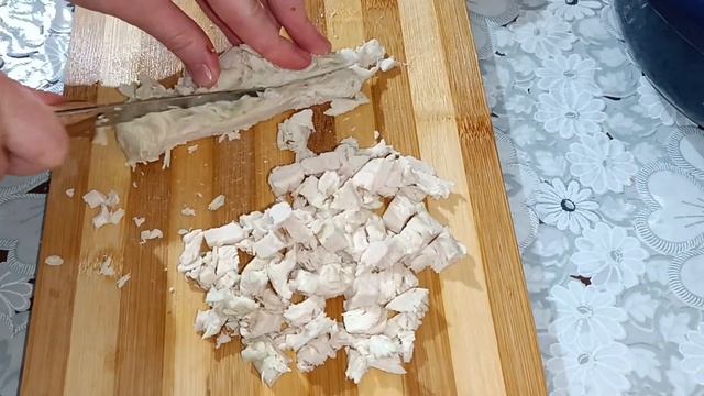 Салат с черносливом #салатик #салатсчерносливом #салатыизакуски#ппсалат#вкусныйсалат смотреть онлайн