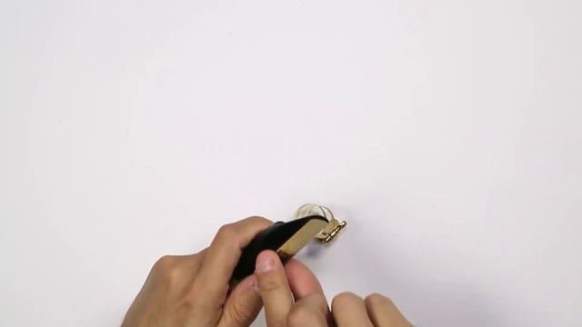How to Assemble / Put Together an Alto Saxophone смотреть онлайн