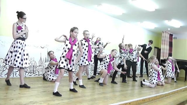 Образцовый театр ФАРАНДОЛА ЕДШИ №4 