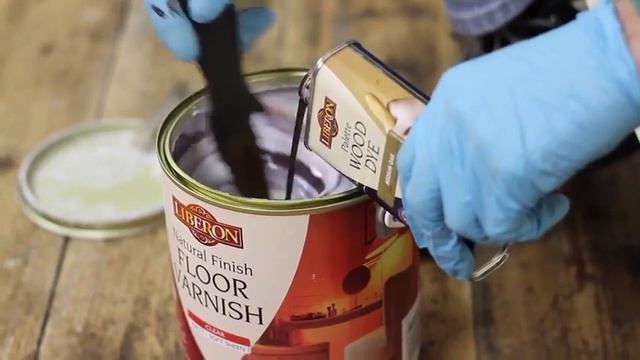 Application of Liberon Floor Varnish by John Penny смотреть онлайн