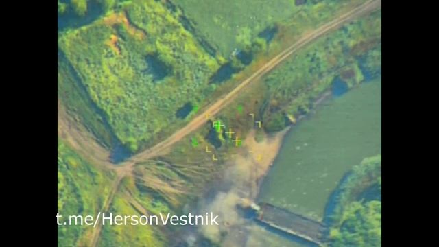 На Херсонском направлении уничтожена очередная переправа ВСУ. смотреть онлайн