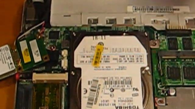 MSI wind notebook upgrading ram memory and harddrive смотреть онлайн