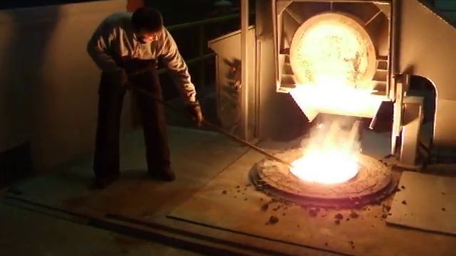 И такие у взрослых дядей бывают игрушки... смотреть онлайн