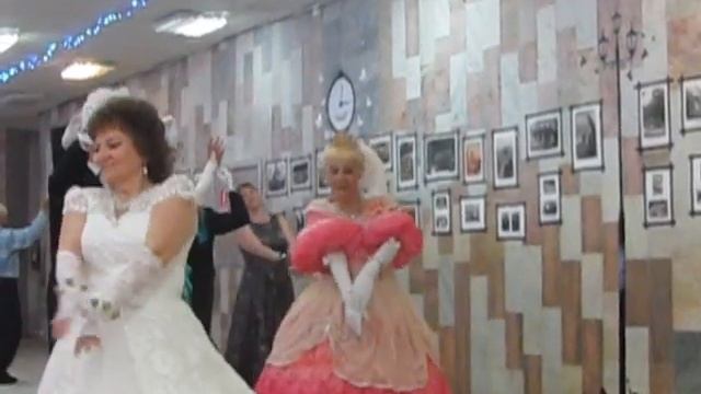 ВЕНГЕРСКИЙ ОСЛО РОМАНЕСКА ЗОЛУШКА РИМ МАЗУРКА смотреть онлайн