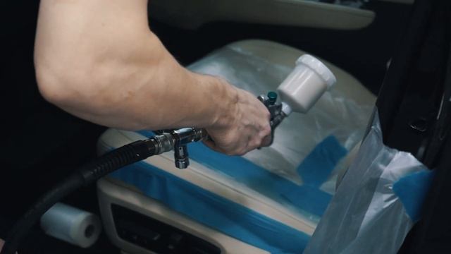 Ремонт кожаного сидения автомобиля Lexus LS смотреть онлайн