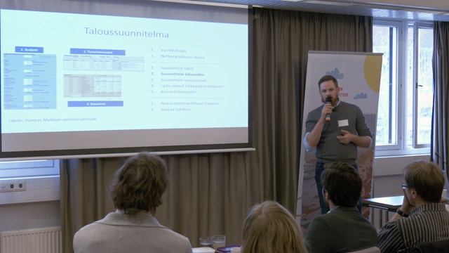 Philipp Mayer – Regeneratiivisen maatilayrityksen johtamisperiaatteet ja käytännöt смотреть онлайн