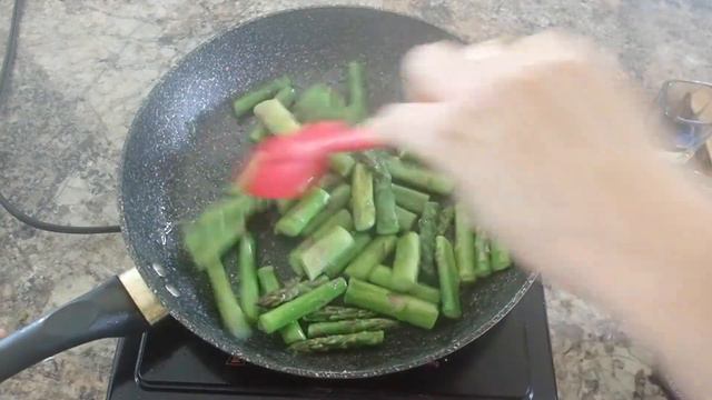 Asparagus Stir Fry | Shatavari | Awesome Indian Vegetarian смотреть онлайн