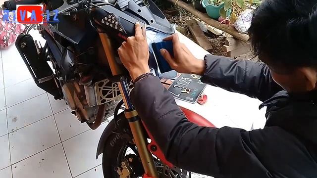 VIXION MERAH DOFF | SKOTLET MERAH DOFF VIXION смотреть онлайн