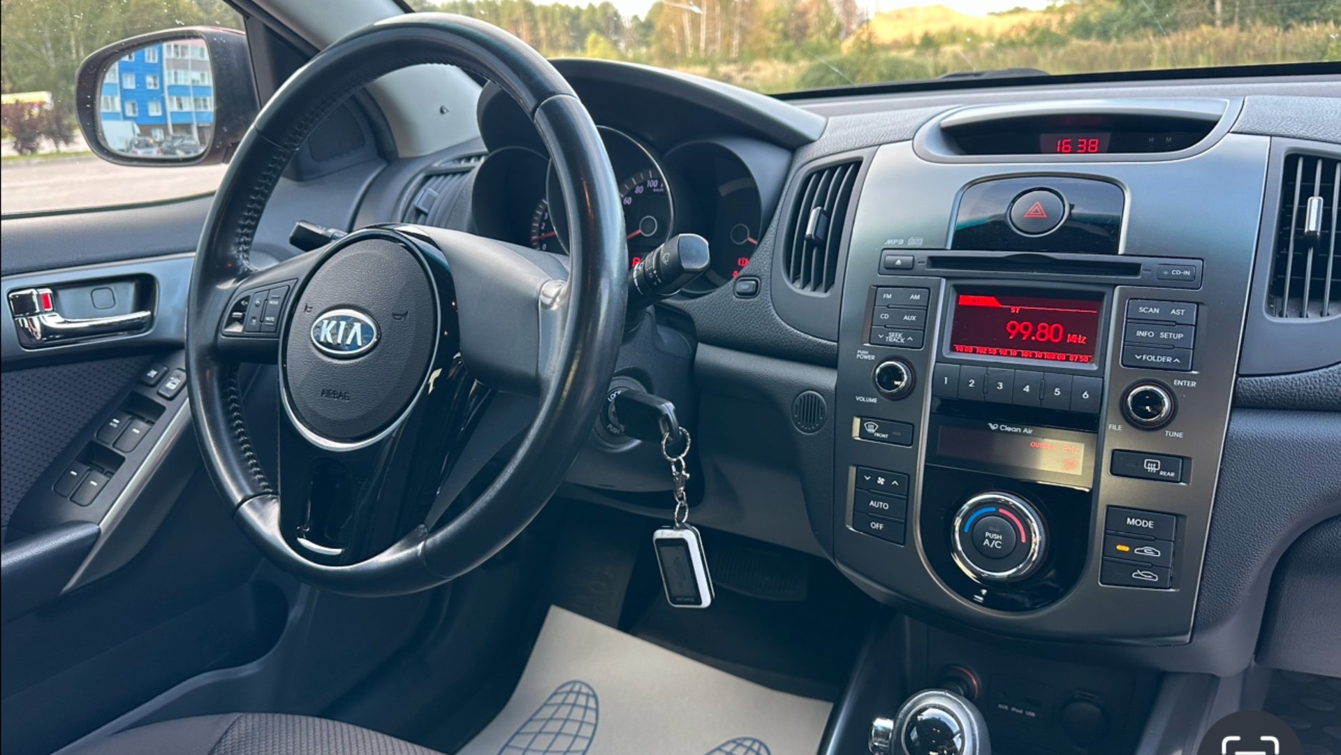 KIA Cerato 2 2013 1.6AT смотреть онлайн