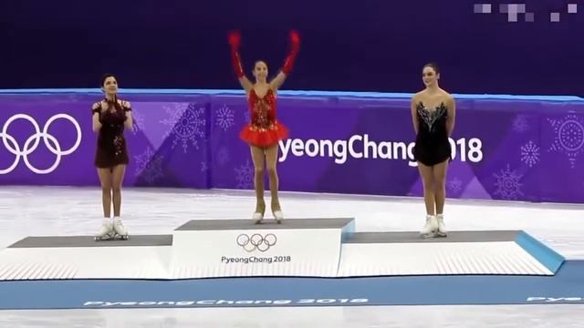 Герои спорта/ Евгения Медведева и Алина Загитова/ Evgenia Medvedeva and Alina Zagitova смотреть онлайн