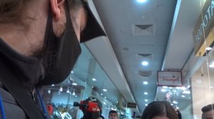 Снимаем женские трусы без разрешения на видео в магазине.