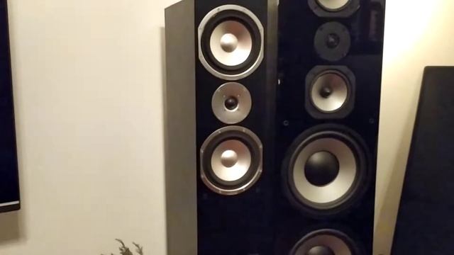 Yamaha A-560 & Onkyo Dx 7211 & Dynavoice Challenger 105 смотреть онлайн
