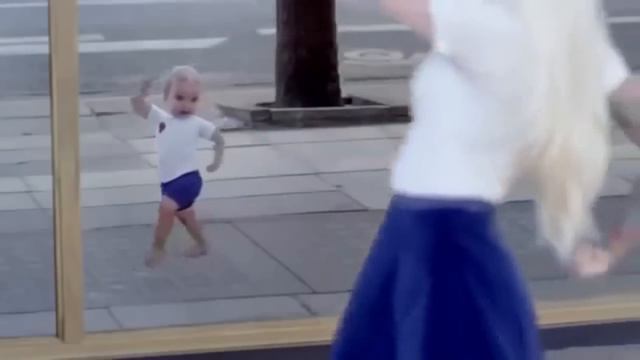 Дети танцуют по-взрослому :) Kids Dance позитивное видео