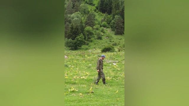 Махар 2022.Водопад Чертова мельница. Готовим на костре.Красота в горах. Отдых в горах смотреть онлайн