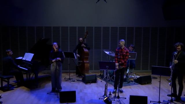 Selma Savolainen Horror Vacui LIVE - A Flower Is A Lovesome Thing смотреть онлайн