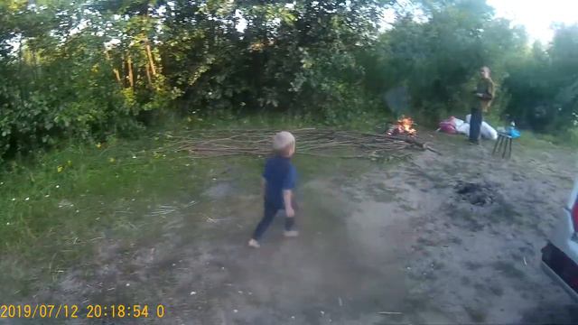 Отдых на автодоме. Калининградская обл. Первый день. Голубые озера. смотреть онлайн