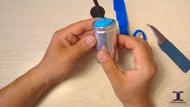 ЧТО ВНУТРИ КИТАЙСКОГО ПУСКОВОГО КОНДЕНСАТОРА, ГРЕЕТСЯ И ДЫМИТ, НЕ ПОКУПАТЬ! смотреть онлайн