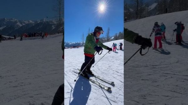 РОЗА ХУТОР! Обзор трасс, отеля Green flow и ресторанов! Часть 1