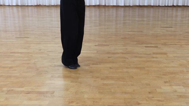 Dance EASY Natural Twist Turn Foxtrot смотреть онлайн