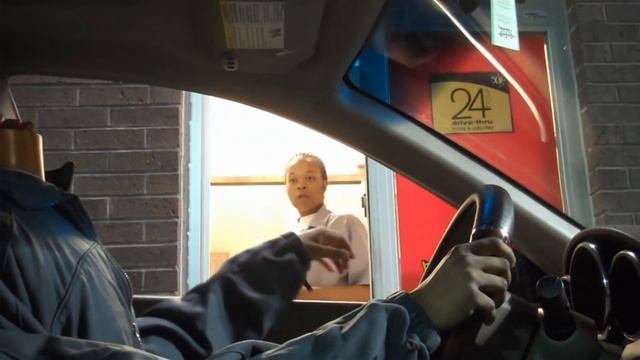 Drive Thru Headless Prank смотреть онлайн